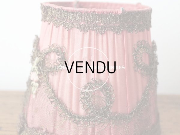 画像12: アンティーク  ロココモチーフ付き 小さなランプシェード オールドローズ色 シルク製 ピース売り (12)