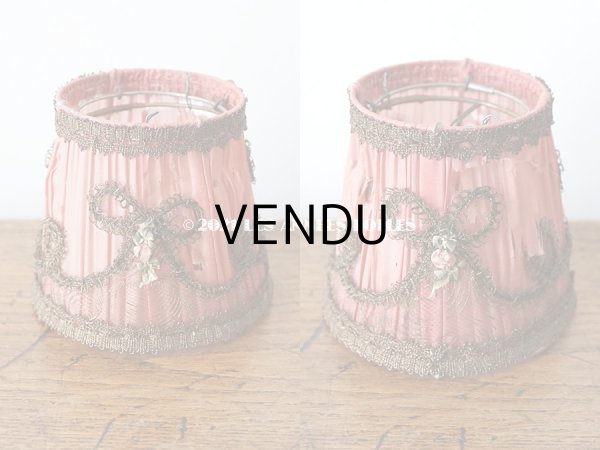 画像15: アンティーク  ロココモチーフ付き 小さなランプシェード オールドローズ色 シルク製 ピース売り (15)