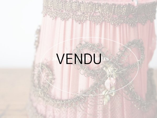 画像10: アンティーク  ロココモチーフ付き 小さなランプシェード オールドローズ色 シルク製 ピース売り (10)