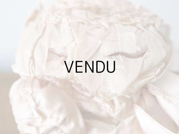 画像14: 19世紀末 アンティーク 小さなドールハット ピンクベージュのシルク製 ドール用 帽子 (14)