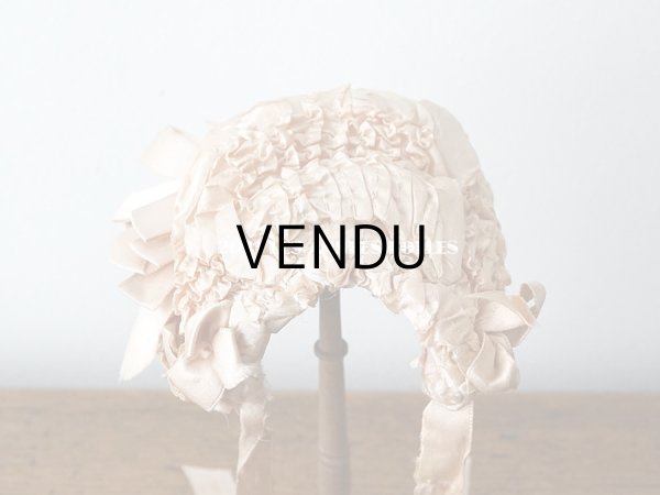 画像8: 19世紀末 アンティーク 小さなドールハット ピンクベージュのシルク製 ドール用 帽子 (8)