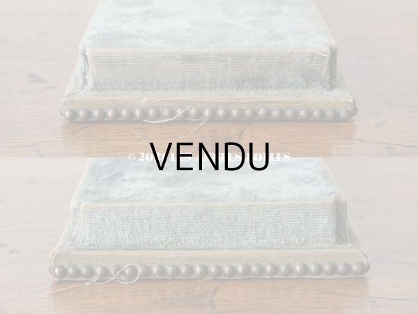 画像5: アンティーク ベルベットの台座 スモーキーブルー (5)