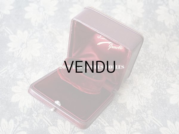 画像3: 1900年代 アンティーク 本革製 ジュエリーボックス ブレスレット用 金彩＆イニシャル入り MC ボルドー (3)