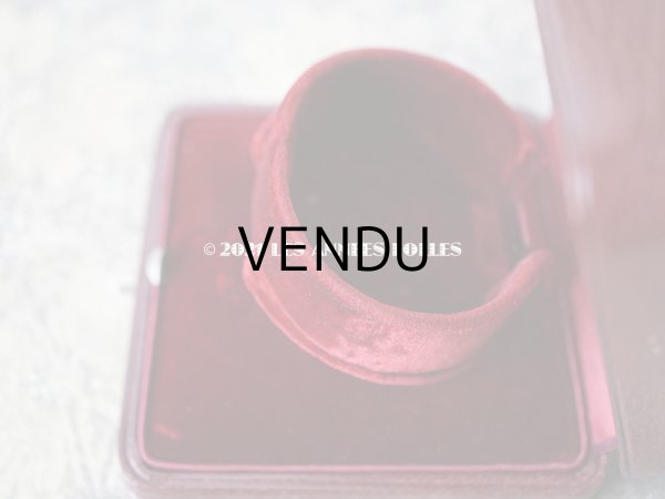 画像6: 1900年代 アンティーク 本革製 ジュエリーボックス ブレスレット用 金彩＆イニシャル入り MC ボルドー (6)