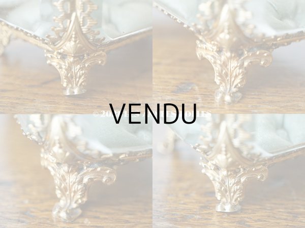 画像13: 19世紀 アンティーク ジュエリーボックス シルク製クッション ブルーグリーン (13)