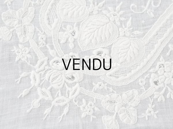 画像10: 19世紀 アンティーク  結婚式のハンカチ  モノグラム入り大きなメダイヨン (10)