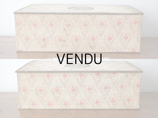 画像7: 1900年代 アンティーク ピンクの薔薇のメダイヨン 大きなカルトナージュボックス 41.3×26×12.8cm (7)