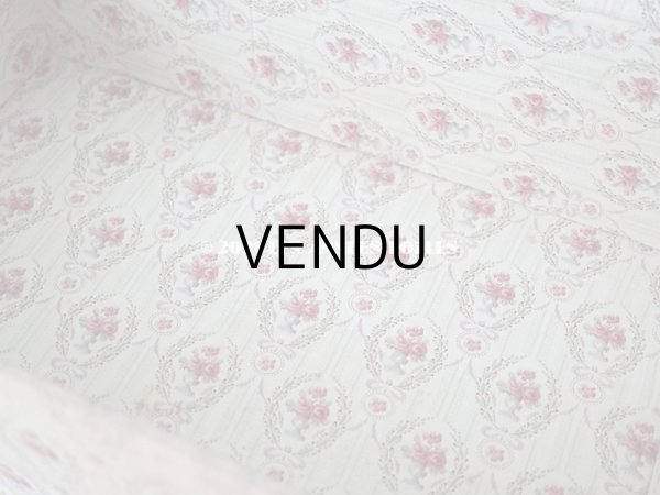 画像12: 1900年代 アンティーク ワイン色の薔薇のメダイヨン 大きなカルトナージュボックス 41×26×12.8cm (12)