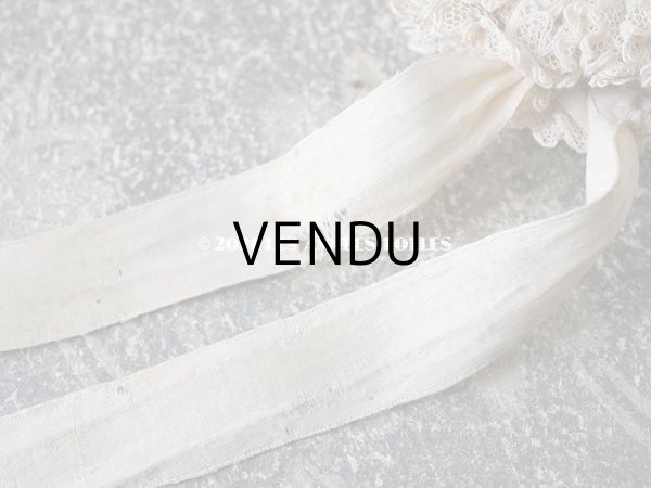 画像11: アンティーク ドール用 小さなボネ オフホワイトのシルクリボン＆レース (11)