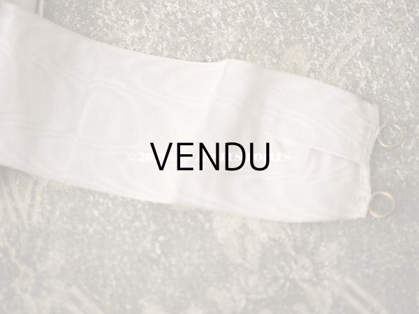 画像9: アンティーク 初聖体の腕章 淡いグレイッシュピンク シルバーのフリンジ (9)