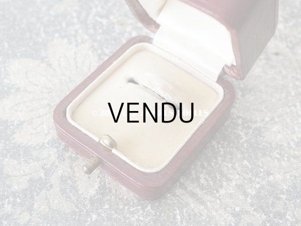 画像7: 1900年代 アンティーク 本革製 イニシャル入り M.T. ジュエリーボックス リングボックス ボルドー  (7)