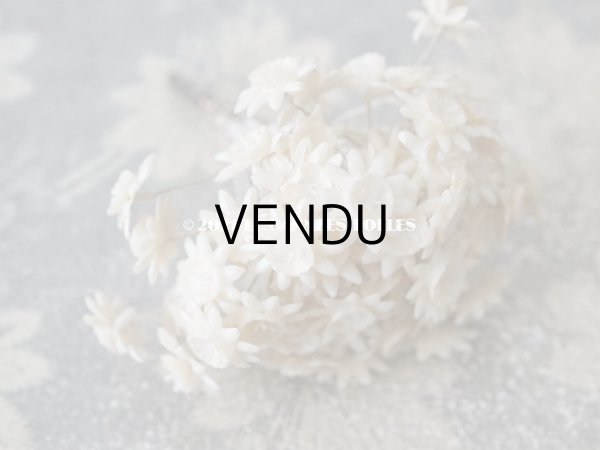 画像3: アンティーク ティアラ制作用 ワックスフラワーパーツ 約50〜60ピースのセット (M） (3)