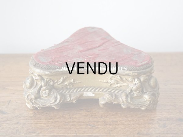 画像4: 19世紀末 アンティーク ロカイユ装飾の台座 2点セット  (4)