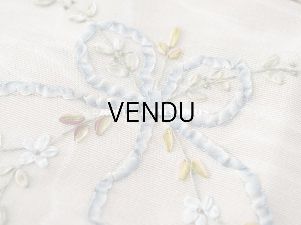 画像16:  アンティーク リボン刺繍のパネル ピアノカバー ローズパニエ　122×14cm (16)