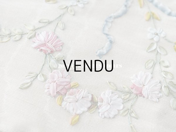 画像15:  アンティーク リボン刺繍のパネル ピアノカバー ローズパニエ　122×14cm (15)