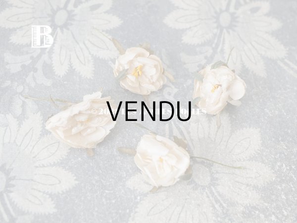 画像4: アンティーク  小さな薔薇の布花 4ピースのセット　パウダーピンク (4)