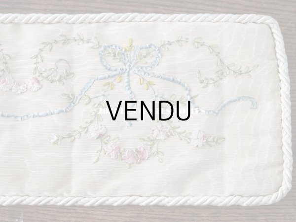 画像13:  アンティーク リボン刺繍のパネル ピアノカバー ローズパニエ　122×14cm (13)