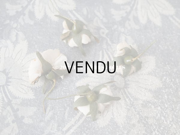 画像5: アンティーク  小さな薔薇の布花 4ピースのセット　パウダーピンク (5)