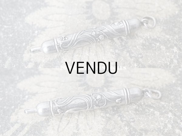 画像3: 1900年代 アンティーク シルバー製 鈴蘭のとても小さなペンシルケース シャトレーヌ用 (3)