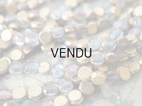 画像4: アンティーク  ガラス製 極小 3.5mm サフィレット色のビーズ カット入り　26ピースのセット (4)