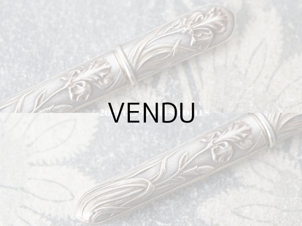 画像13: 1900年代 アンティーク シルバー製 アイリスの花 ソーイングセット 裁縫道具 (13)