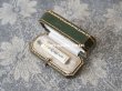 画像9: 1900年代 アンティーク ジュエリーボックス 金彩入り イニシャル入り グリーン (9)