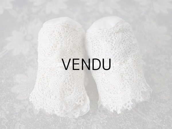 画像16: 1920年代 アンティーク 　ロココモチーフ付き クロシェレース ベビーシューズ   (16)