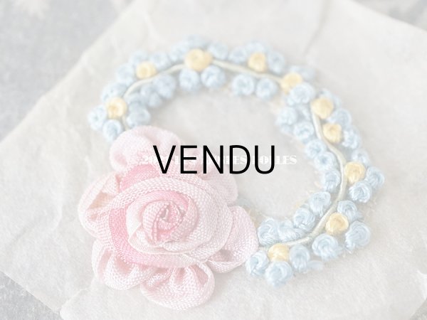 画像3: アンティーク ロココモチーフ 　ピンクの薔薇 & 勿忘草のリース (3)