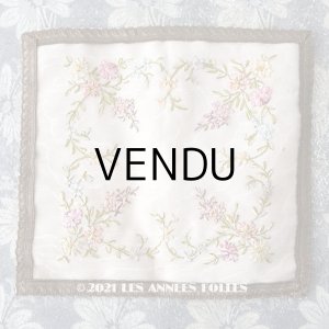 画像: アンティーク リボン刺繍のパネル 薔薇　＆　ライラック　＆　勿忘草