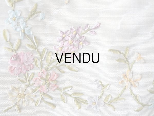 画像5: アンティーク リボン刺繍のパネル 薔薇　＆　ライラック　＆　勿忘草 (5)