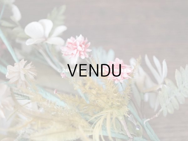 画像12: 19世紀末 アンティーク 　ウェディングブーケ 大きな薔薇 &　白菫　＆　赤詰草 ＆白詰草　結婚式 グローブ・ド・マリエ (12)