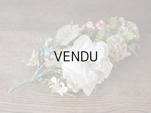 画像4: 19世紀末 アンティーク 　ウェディングブーケ 大きな薔薇 &　白菫　＆　赤詰草 ＆白詰草　結婚式 グローブ・ド・マリエ (4)