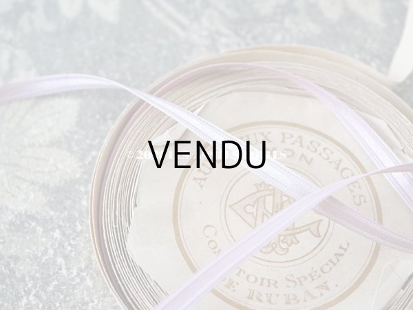 画像4: 1900年代 アンティーク シルク製 サテンリボン 極細 5mm幅  ラヴェンダー色　3.5m (4)