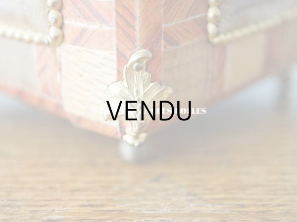 画像14: 19世紀 アンティーク ナポレオン3世時代 お菓子箱 ハンドル & 鍵　＆　脚付き チョコレートボックス 木箱  (14)