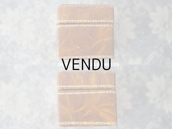 画像6: アンティーク 本革製 パフュームボックス 薔薇のガーランドの金彩入り - L.T.PIVER - (6)