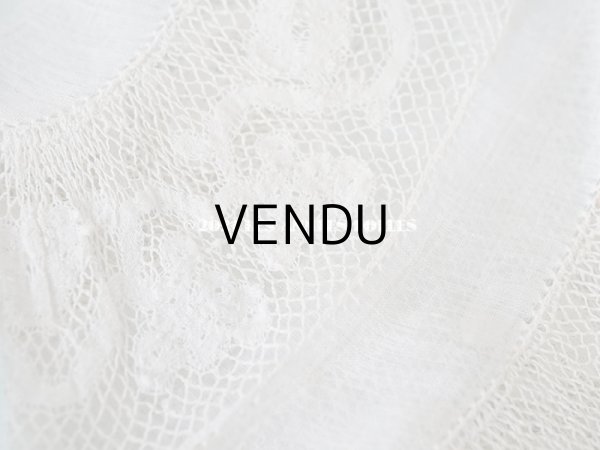 画像7: 未使用 アンティーク オリジナルボックス入り 結婚式のハンカチ モノグラム刺繍入り　手編みのヴァランシエンヌレース (7)