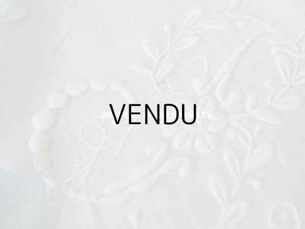 画像5: 未使用 アンティーク オリジナルボックス入り 結婚式のハンカチ モノグラム刺繍入り　手編みのヴァランシエンヌレース (5)