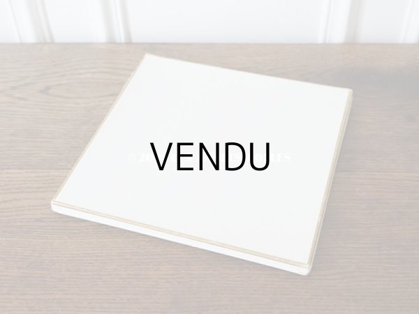 画像13: 未使用 アンティーク オリジナルボックス入り 結婚式のハンカチ モノグラム刺繍入り　手編みのヴァランシエンヌレース (13)