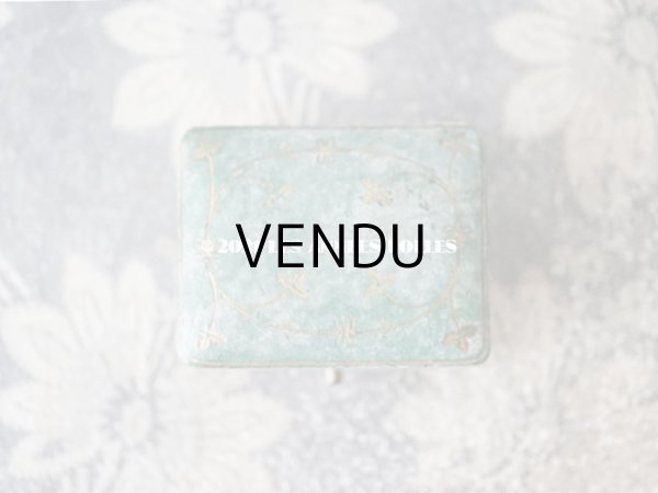画像3: 1900年代 アンティーク 　ピアス用　ジュエリーボックス 金彩の花模様 グリーン (3)