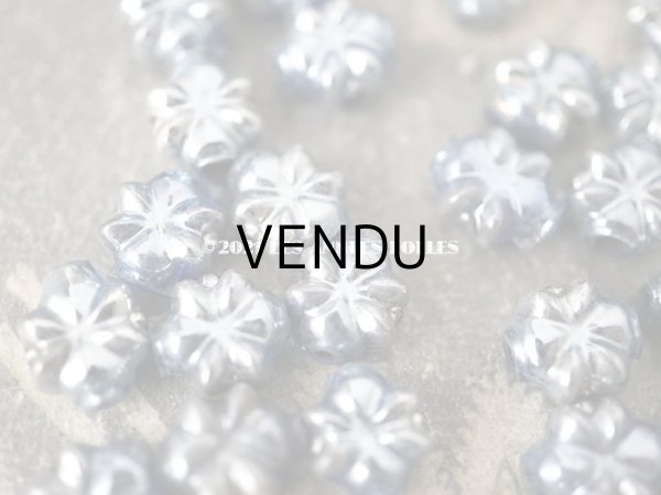 画像6: アンティーク スフレビーズ 花型 サックスブルー 吹きガラス製 ビーズ  8mm 約60ピース (6)