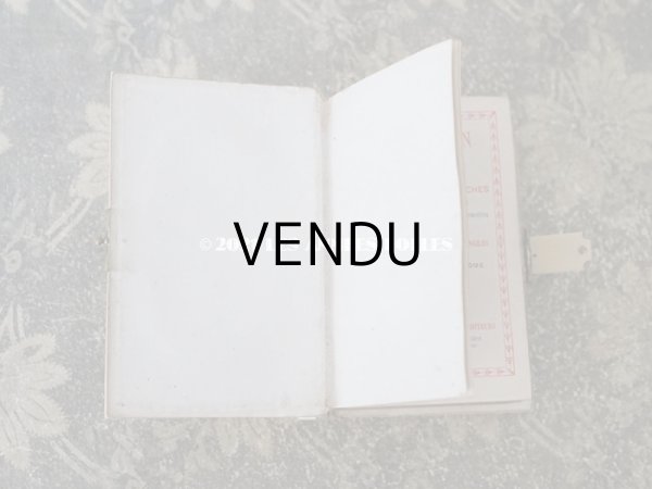 画像9: 1902年 アンティーク ミサ典書 イニシャル入り　花のメダイヨン イボワリヌ製 (9)