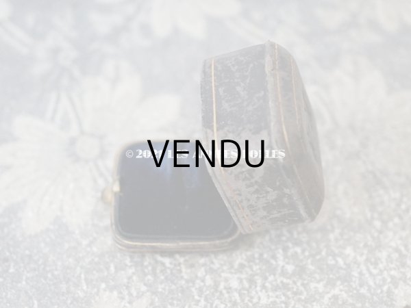 画像6: 19世紀末 アンティーク 本革製 イニシャル入り リングボックス　黒 ジュエリーボックス (6)