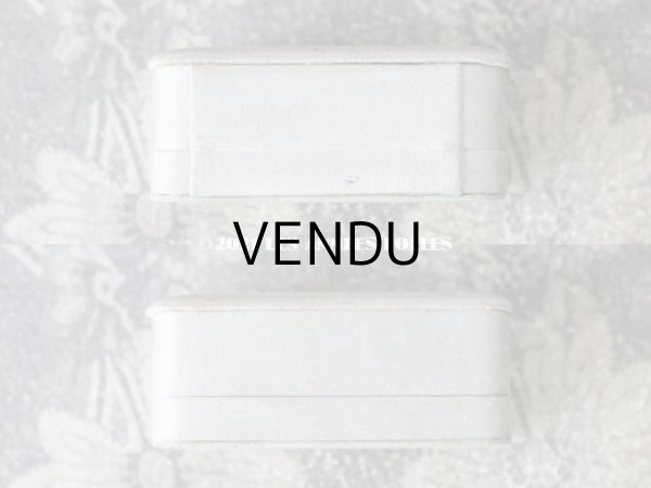 画像5: 1900年代 アンティーク  シルクサテンのジュエリーボックス  パールブルー (5)