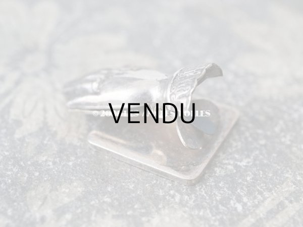 画像6: アンティーク とても小さなペーパークリップ　手のモチーフ 2.5×3.9cm (6)