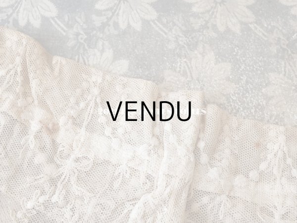 画像9: アンティーク カーテン (ペア) リボン柄 アイボリー＆キャメル色 85〜120cm幅×高さ275cmのカーテン2点 (9)