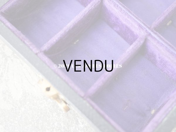 画像10: 19世紀末　アンティーク 大きなジュエリーボックス プレゼンテーションボックス 紫のベルベット (10)