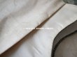 画像4: ＊蚤の市＊18世紀末 アンティーク シルク製 ポシェット イニシャル＆ファイヤーハートの刺繍入り (4)