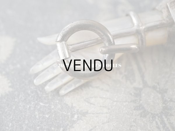 画像11: アンティーク 　手のモチーフのクラヴィエ シャトレーヌ　マザーオブパール (11)