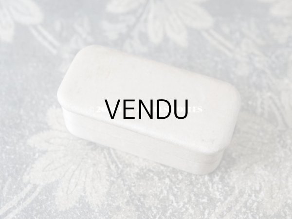 画像3: 1900年代 アンティーク  シルクサテンのジュエリーボックス  オフホワイト (3)