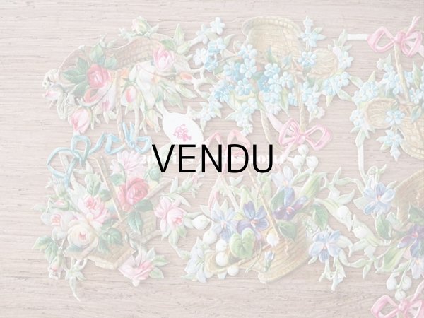 画像4: 1900年代 アンティーク ダイカットクロモ　薔薇&菫＆鈴蘭＆勿忘草の花かご　9ピースのセット (4)